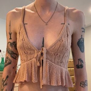 Aeropostal cutest knit tie front top